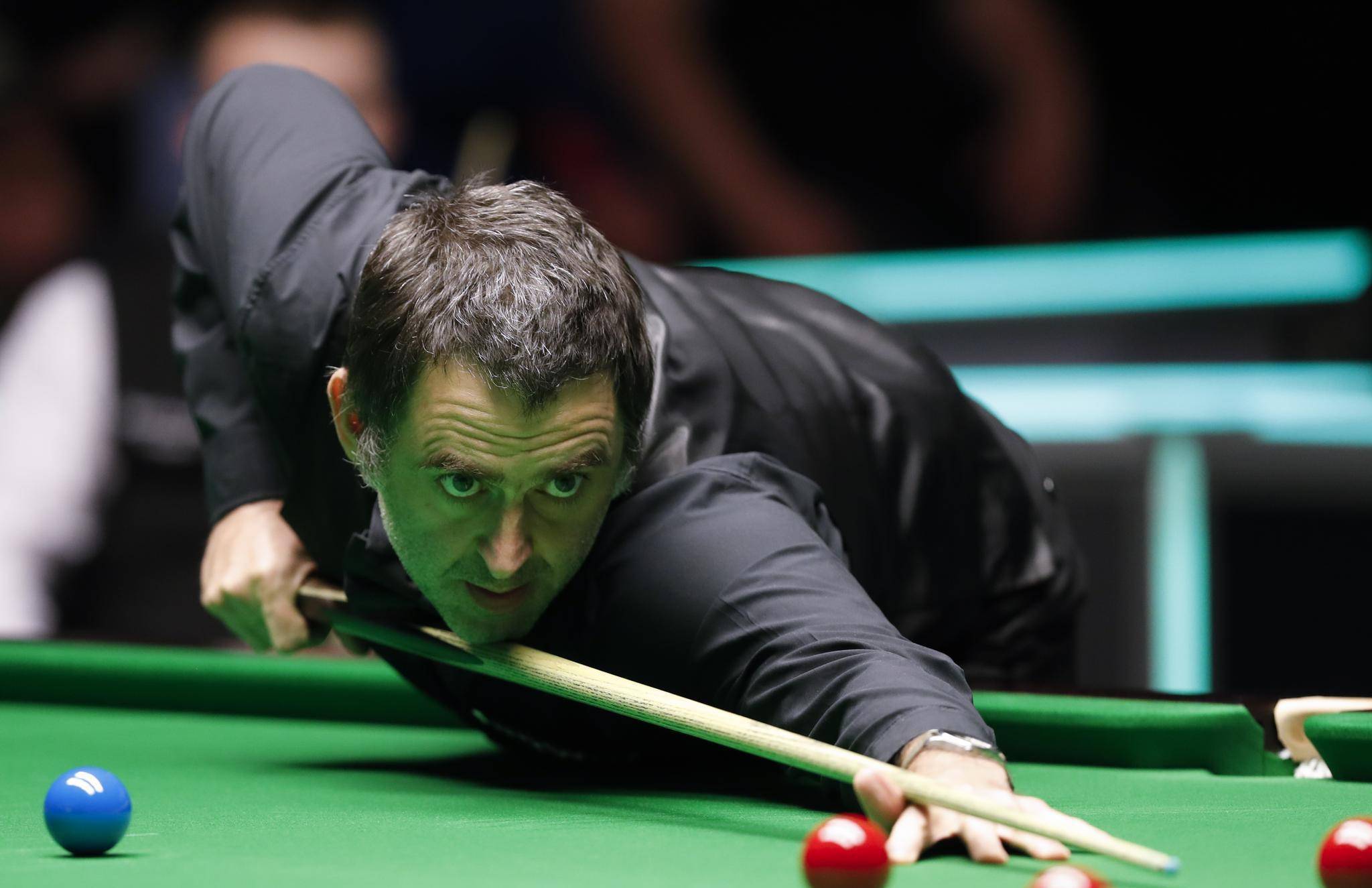 席球员在攻 席球员在攻