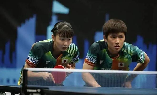 中屡屡占据 中屡屡占据